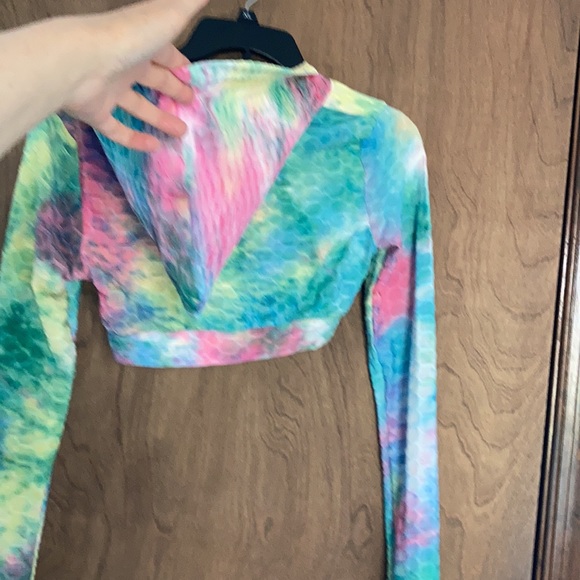 3/$24 tie dye print honeycomb hoodie crop top S juniors - Picture 8 of 15